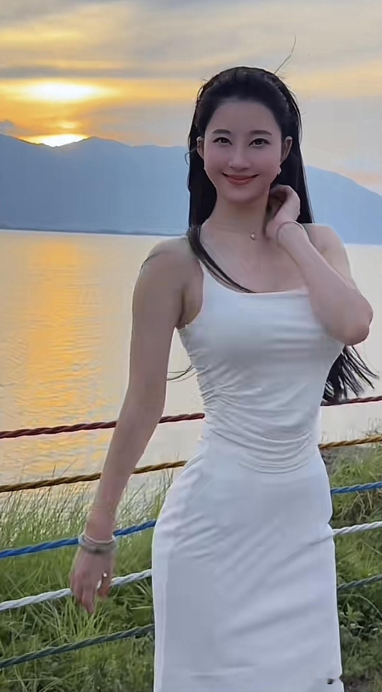 男人好，女人安；女人好，天下安。其实，在变坏的路上，一些男人是带了坏头的！但