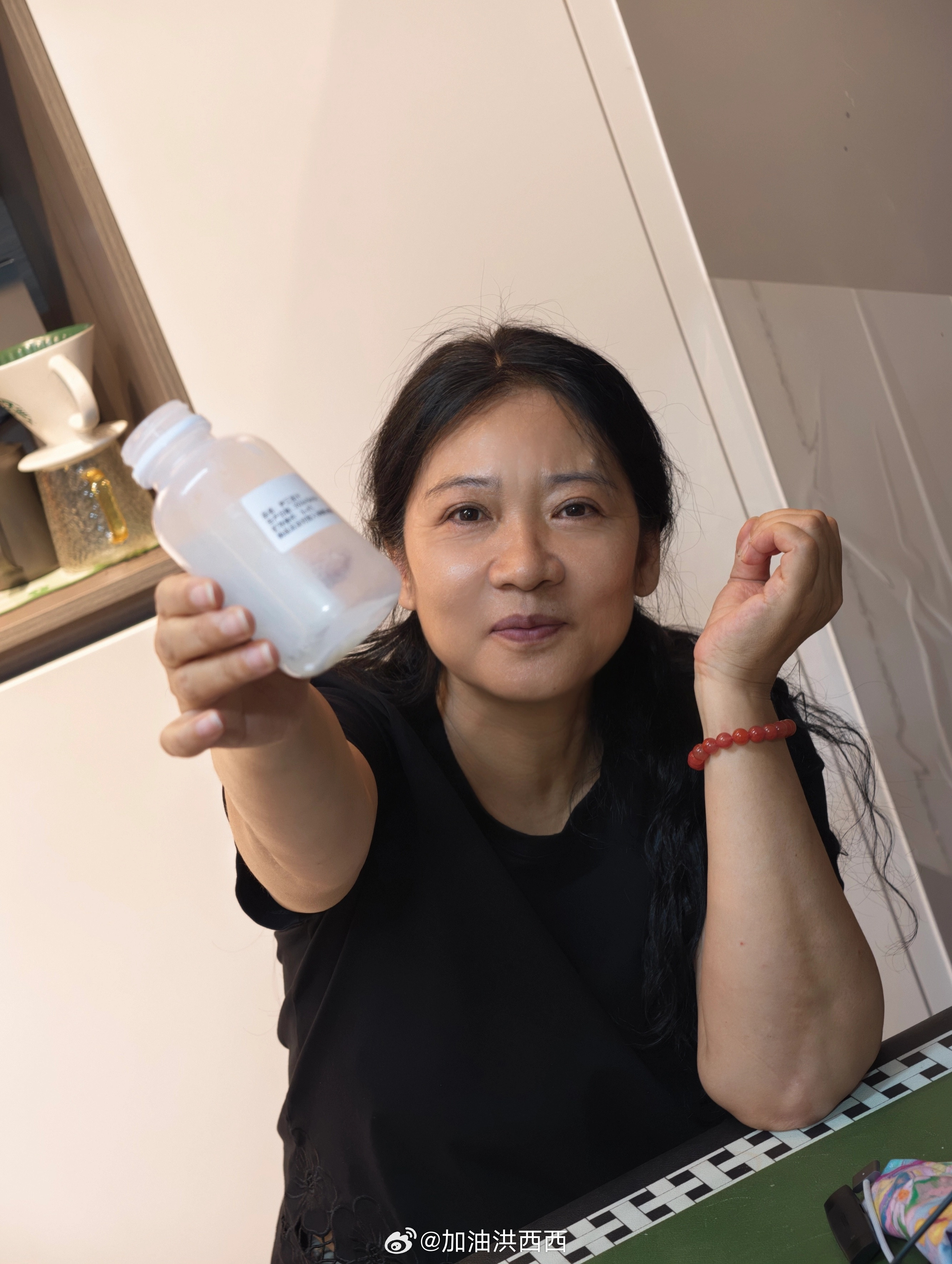 小小豆汁儿我妈一口闷了，轻松拿下