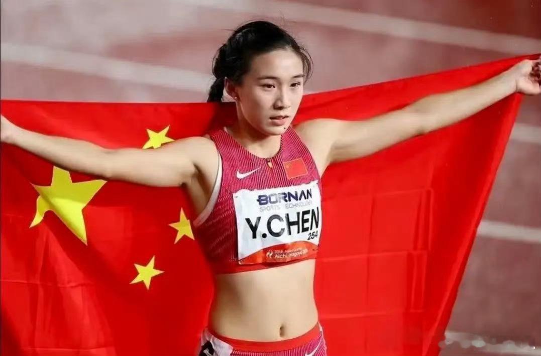 中国女子接力名古屋完美交棒42秒96不只是数字，是梁小静与三位新锐顶住空位的答