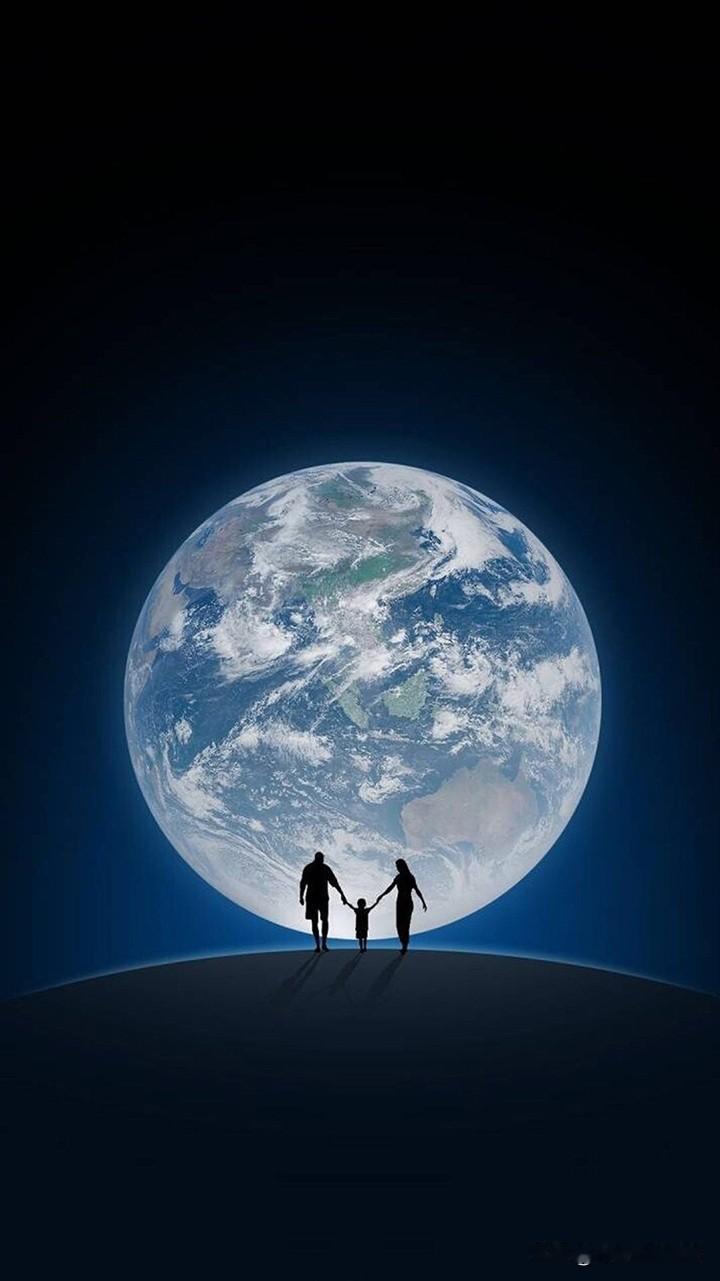 昨天我穿越了。穿越到了2003年的上海，卢湾区民政局结婚登记室，我旁边站着的是