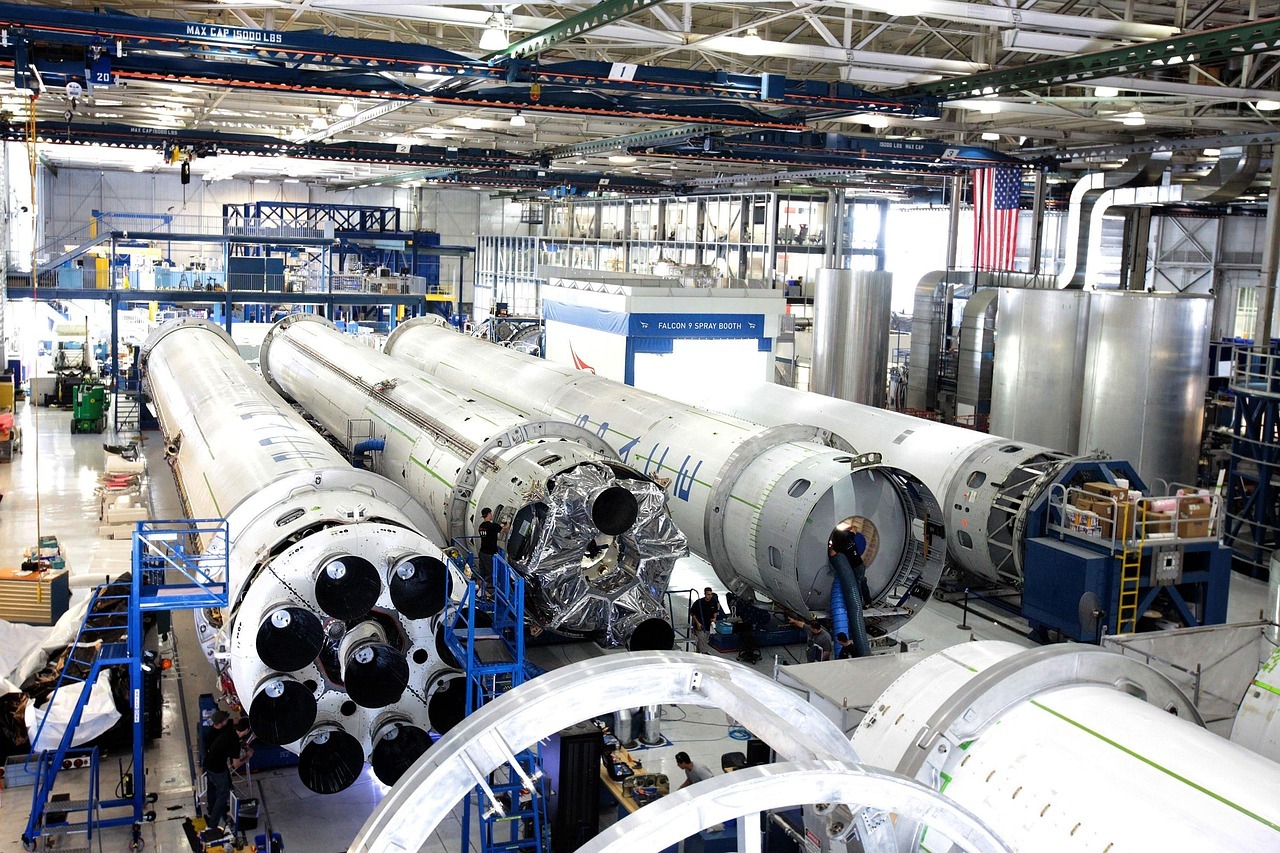 SpaceX的IPO募资750亿美元，估值超1.77万亿美元，这两项纪录直接把“