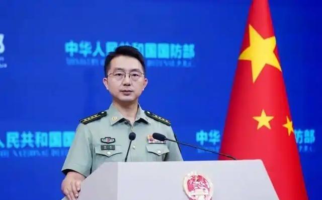 谁敢窜访，就炸谁的港口！针对外部势力把台湾当成“打卡圣地”的嚣张行径，必须立下新