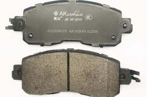 黑川刹车片关于新天籁刹车异响问题的技术解析2013—2018款天籁在售后市场频