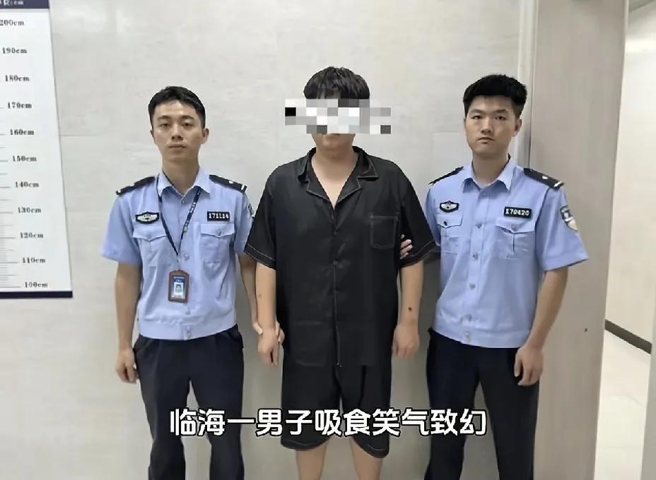 不知道的还以为这个男子是守法遵纪的好市民，了解了事情的经过后，才发现这事是有多么