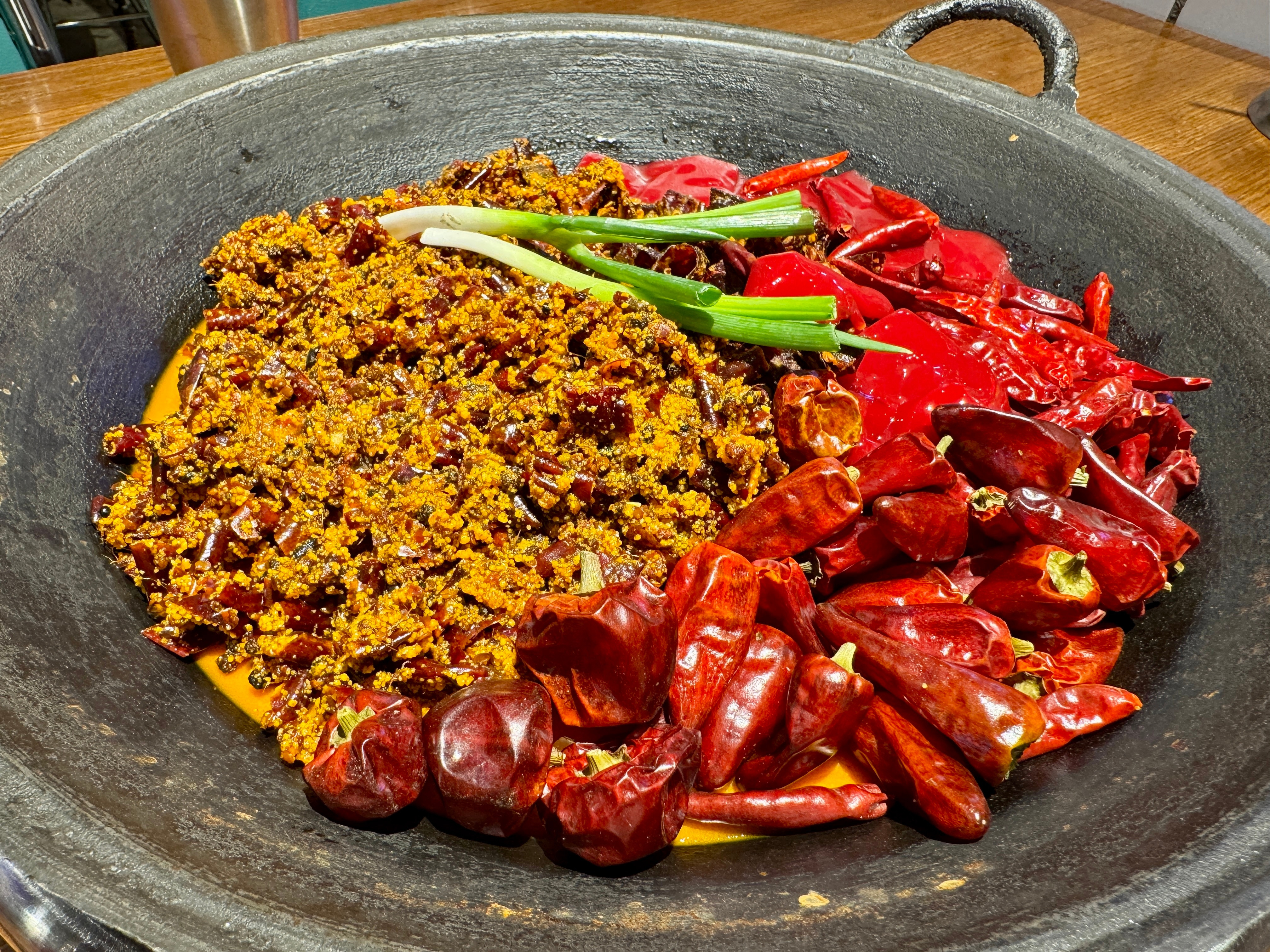 喜欢在成都吃重庆火锅，味道真不错​​​
