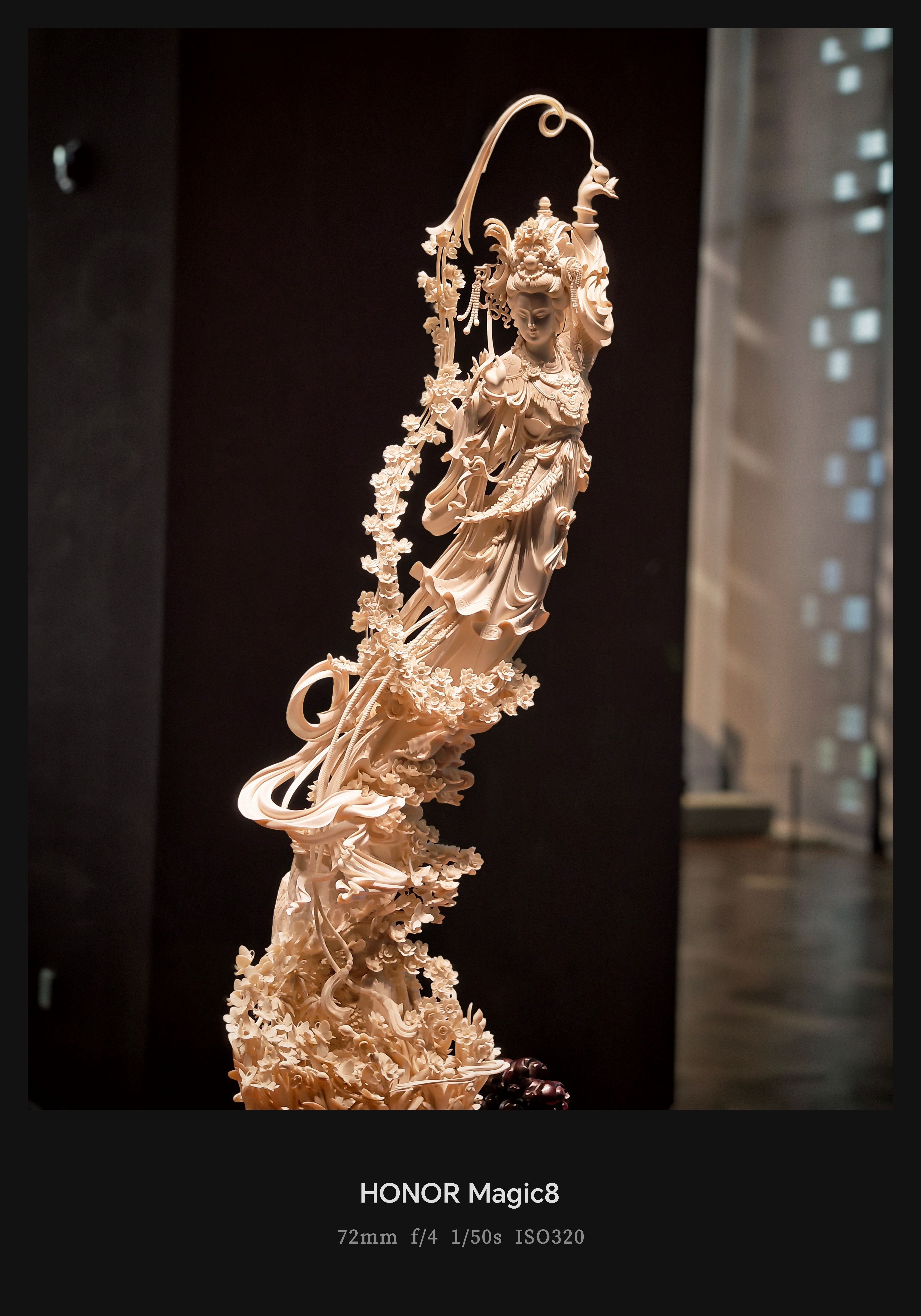 什么是艺术瑰宝？中国工艺美术馆里收藏着来自全国各地的大师手工艺品，每一件作品都像