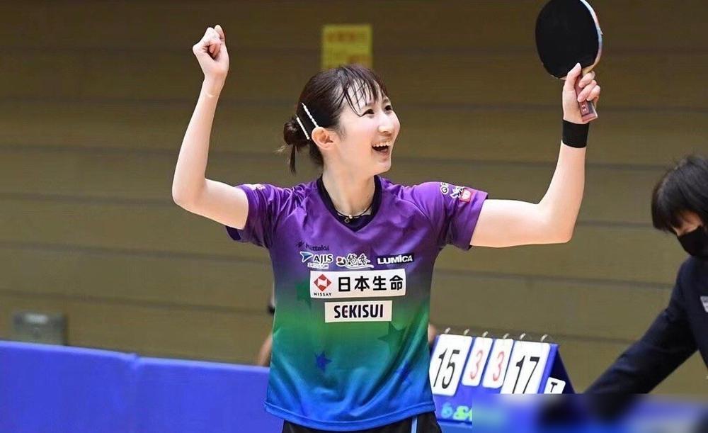 挑战国乒？我告诉你，那不过是早田希娜用来清理门户的遮羞布。真正的战场，在更衣