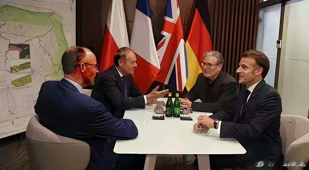 就是这四个人，充当俄乌冲突的推手，他们才是泽连斯基坚持打下去的坚定后盾。也是他们