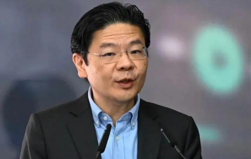 新加坡近期对华态度急转直下。从总理黄循财在钓鱼岛问题上脱口而出“尖阁诸岛”的
