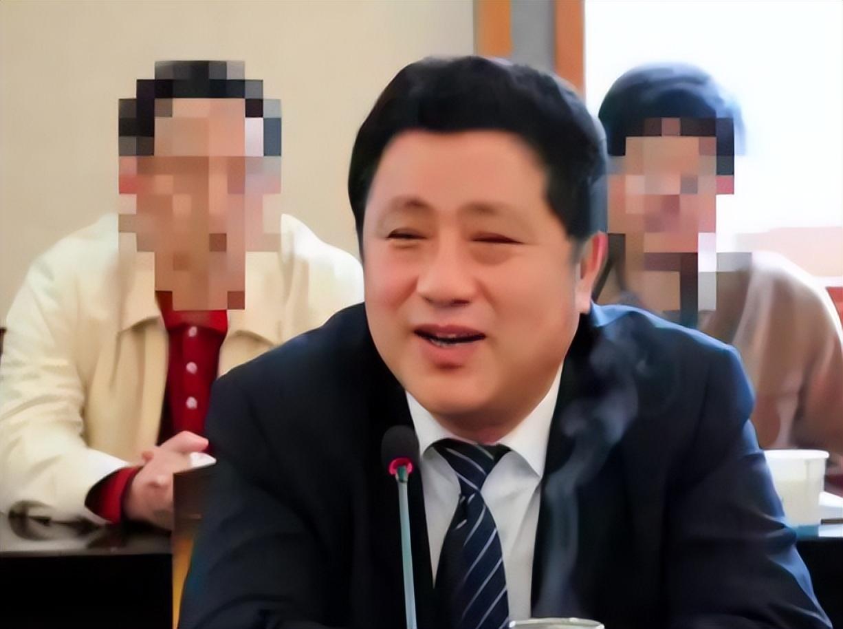 假高官赵锡永：不骗钱不骗色，只为过官瘾，还造福一方在中国法治案件里，赵锡永