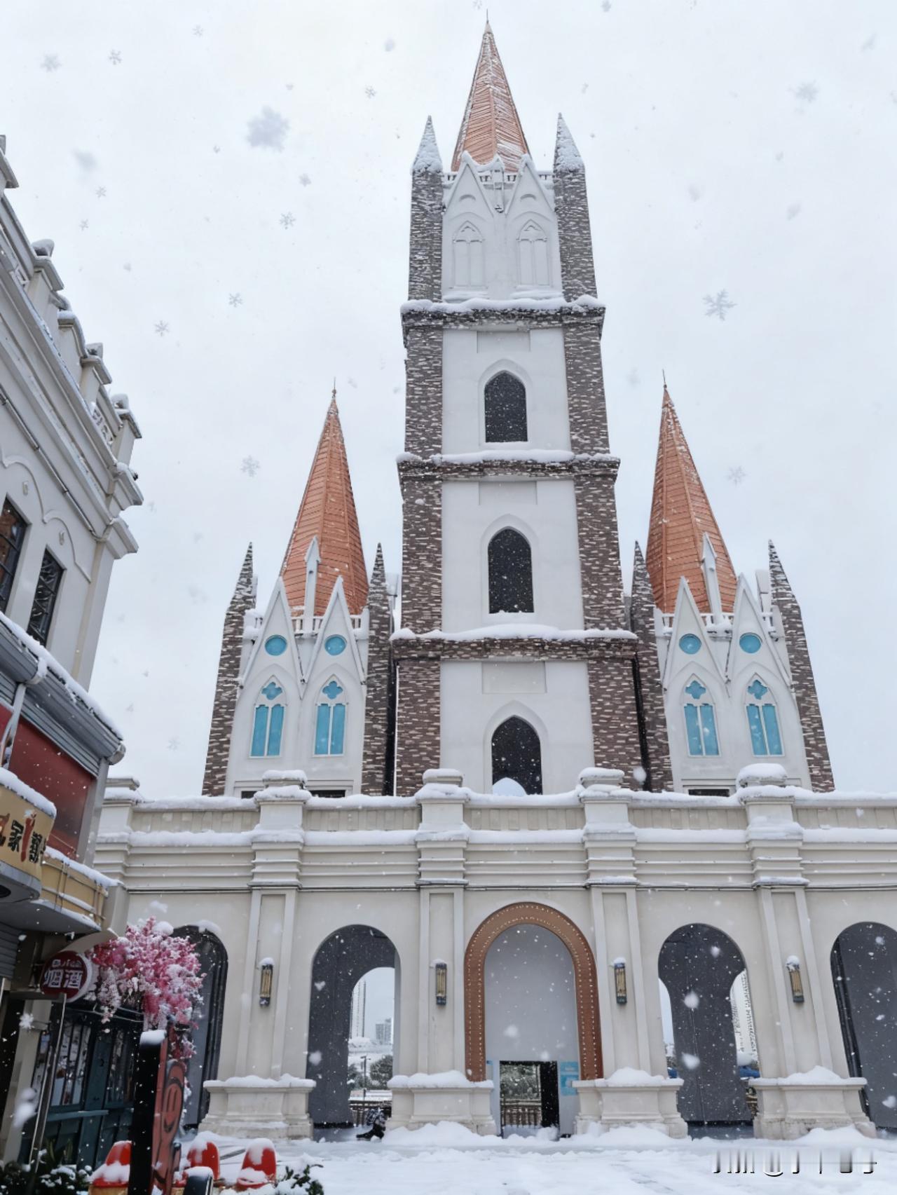 难怪南宁能够上榜全国暖冬城市TOP3，都到了大雪节气，南宁整体天气依然的好，