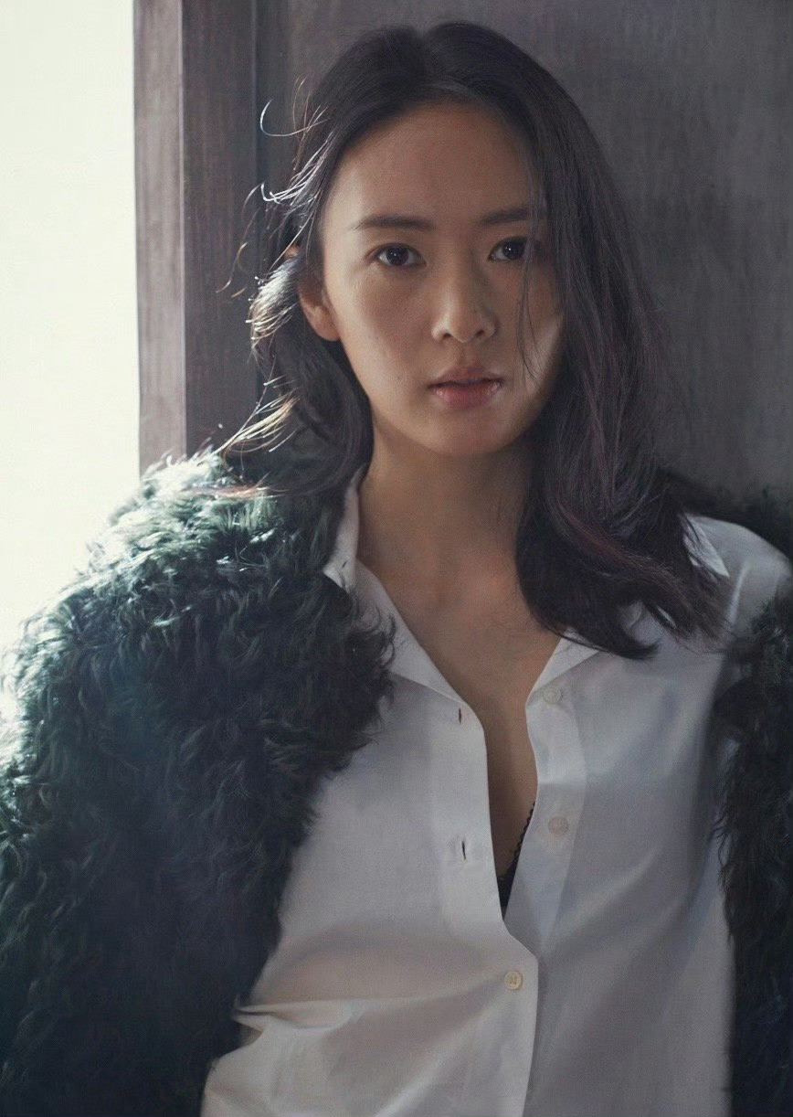童瑶这双腿上这么多妊娠纹，女人味真足