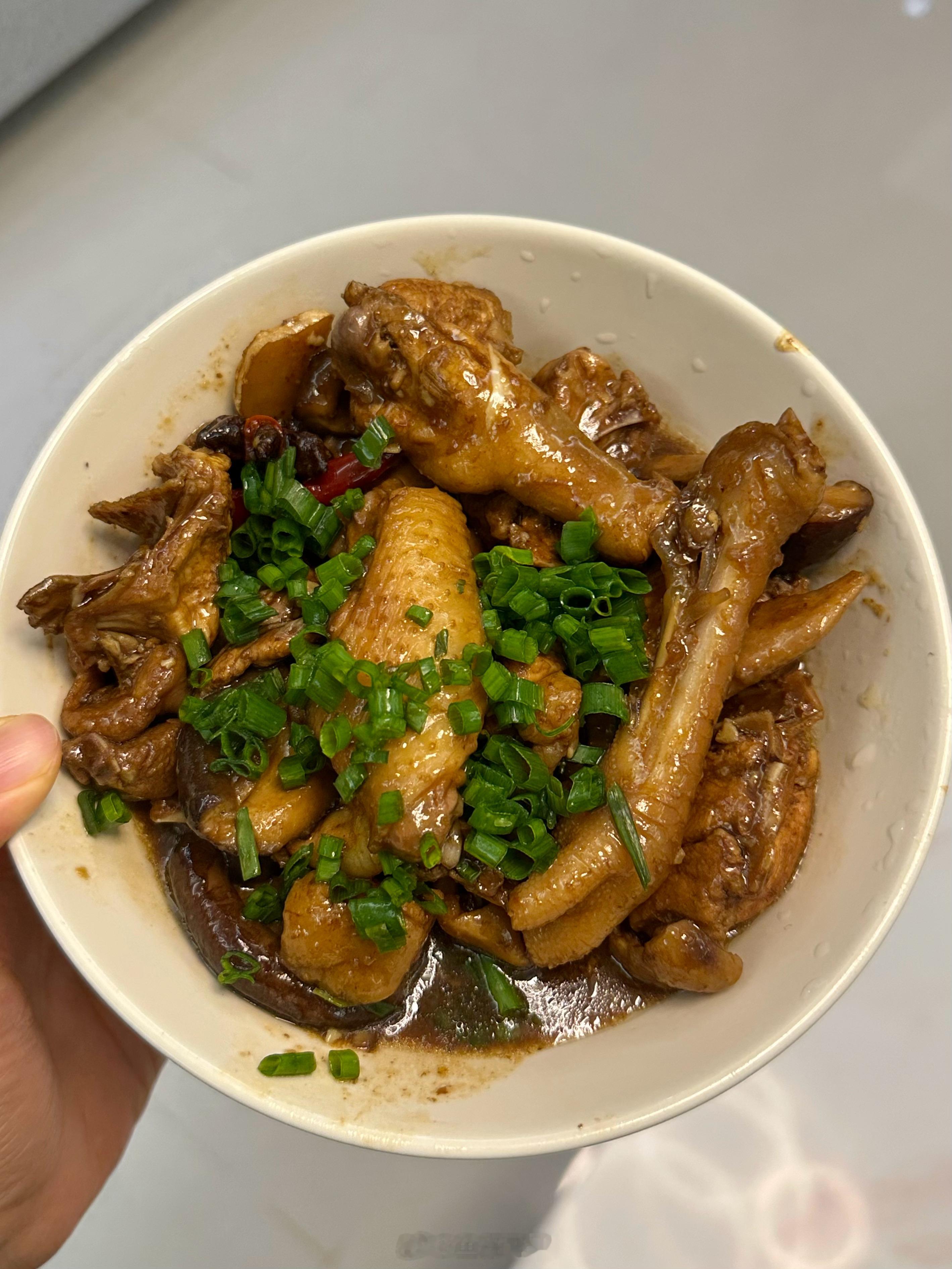 朵朵明天早上要回学校了，今晚给我和我妹做好了明天的伙食