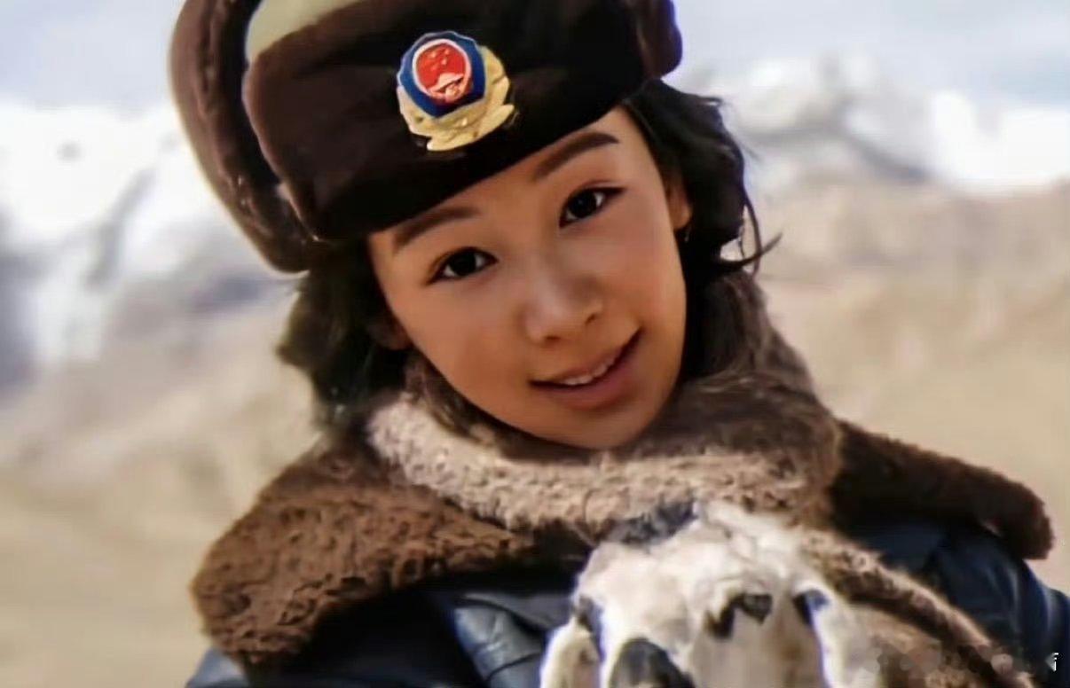 第一个藏羚羊塑杨紫的是天才杨紫的白菊真是灵动又坚韧，就像藏羚羊一样，让人印象深刻