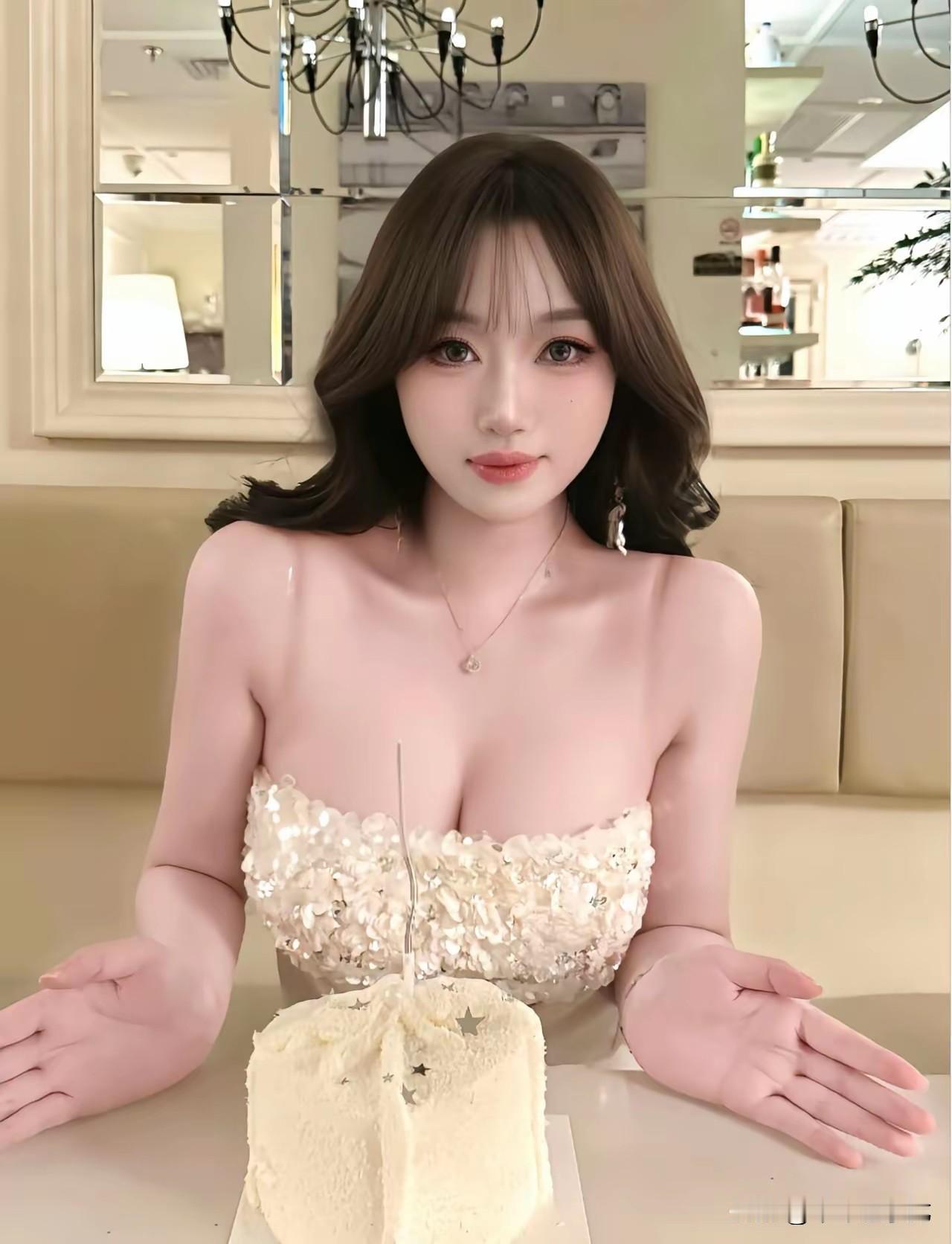 千金感滤镜我悟了终于摸透了不用重度磨皮也能拍出贵气感的秘诀！就像这组生日随