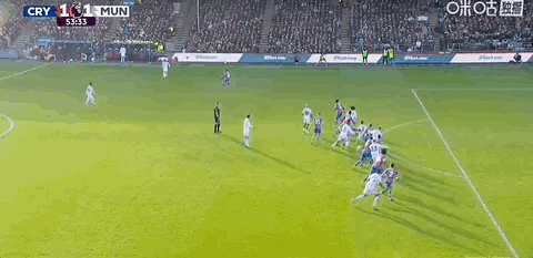 曼联2-1水晶宫，红魔结束对蓝鹰的4场不胜好像越来越习惯曼联的抽象了。上半场完全