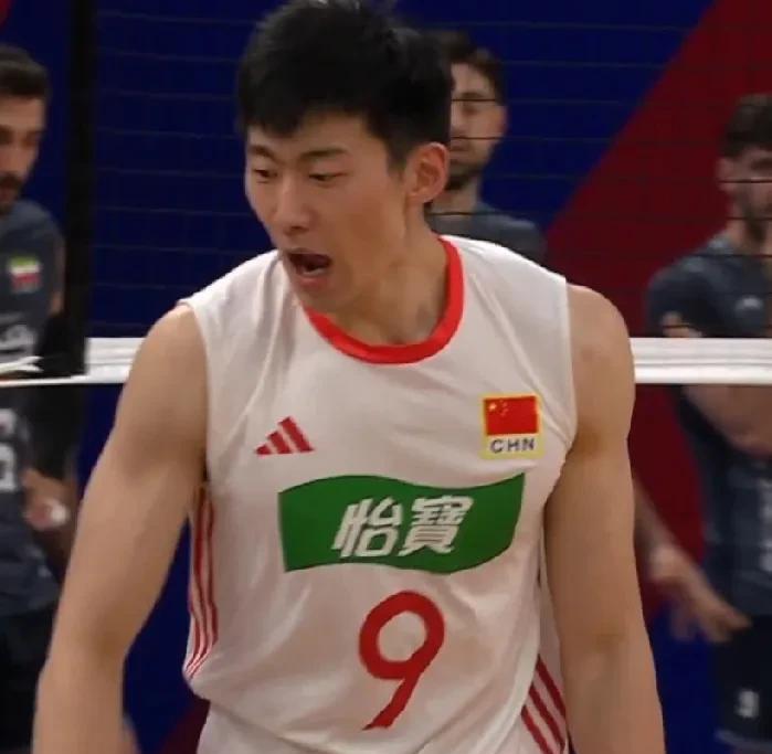 【李咏臻：为数不多的亮点】中国男排零比三输给伊朗，貌似实力差距，实则自身无奈。