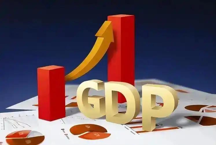 中美目前差距有多大？光从GDP上来看，美国是全球第一，中国是全球第二。可实际上呢