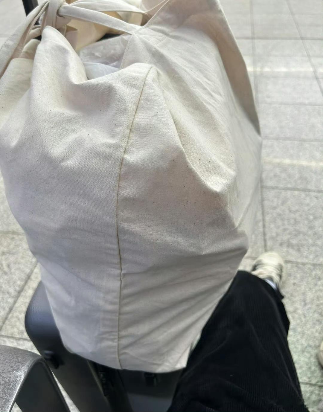 出门旅行突然感受到了普通家庭孩子的自卑出门和不出门过的两种人生