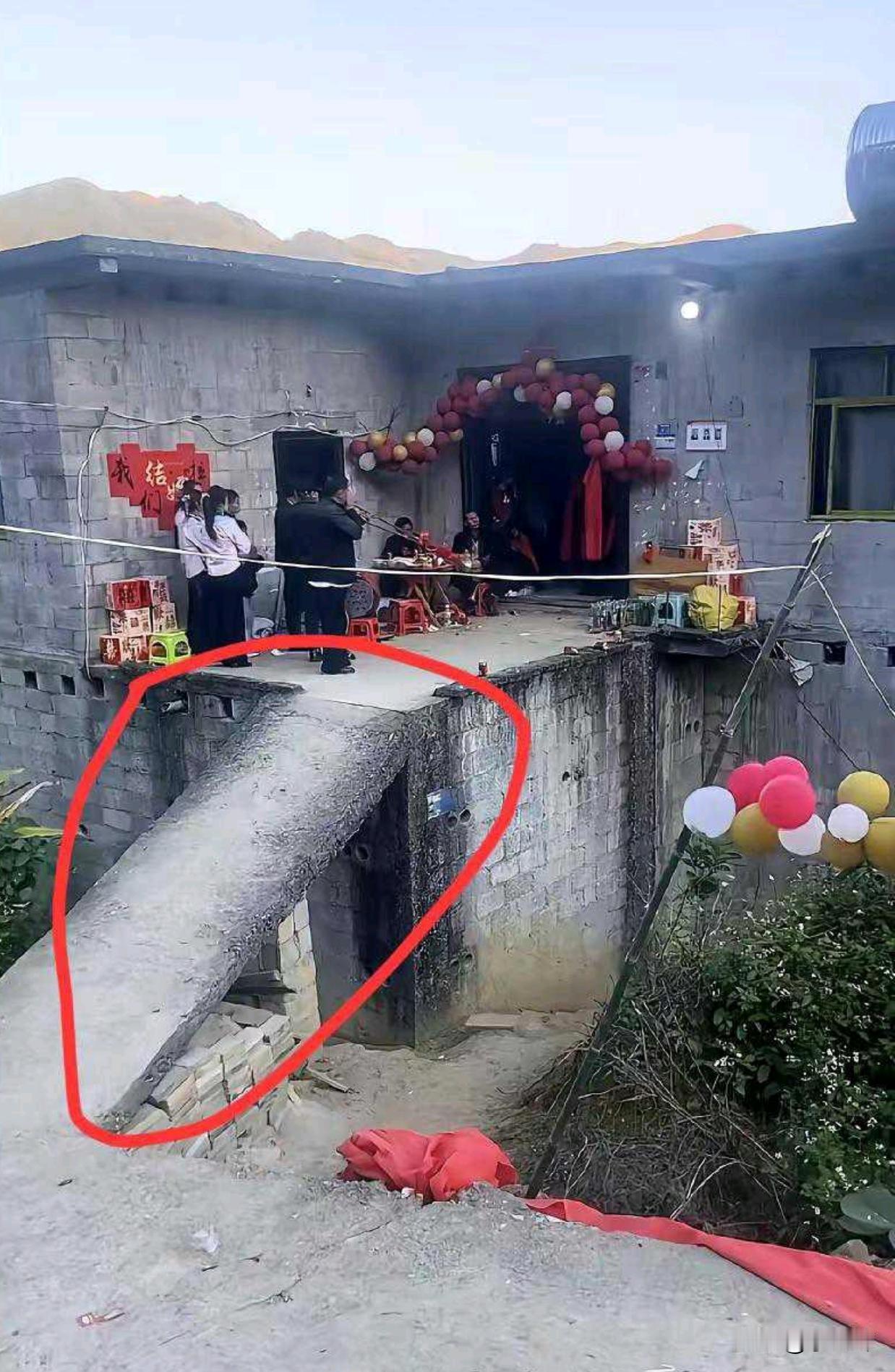 怀念住这种房子的时候，冬暖夏凉，现在都住商品房已经没有了人情味了