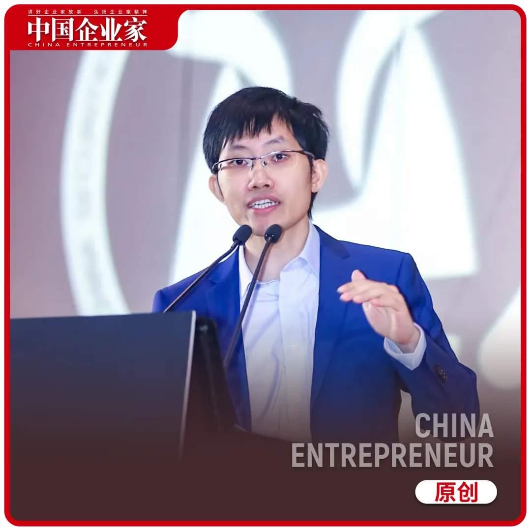 500亿！梁文锋终于不“学”任正非了中国AI圈炸锅！DeepSeek首轮融