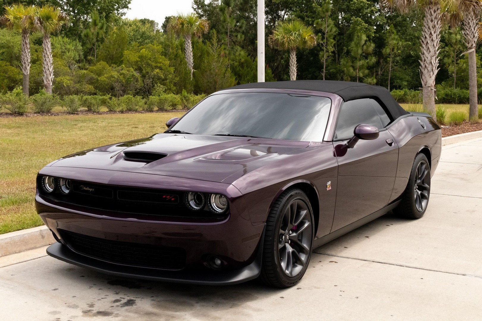 道奇DodgeChallengerR/TScatPack