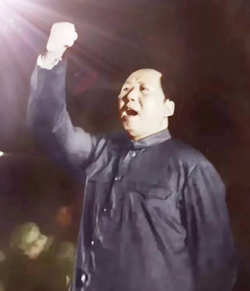 你说毛泽东思想到底还管不管用？我说，管用！出问题的不是思想，是咱们有些人的心，离