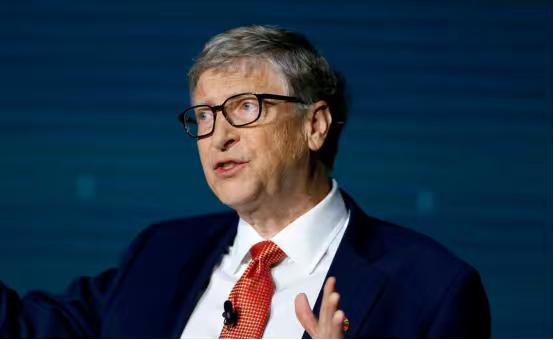 比尔·盖茨曾警告，阻止中国发展人工智能没有用，就像当年美国阻止中国造原子弹一样，