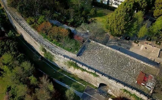 特大稀土走私案曝光，涉案超百亿，直供欧美军工，这是国家资源保卫战！走私链条始于