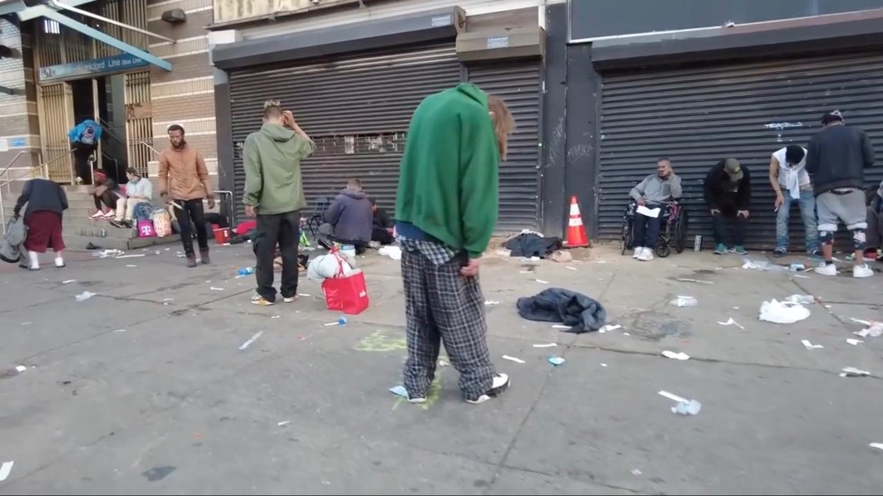 美国之所以去工业化的根本原因，是因为美国制度的问题，资本主义制度本身就是趋利的，