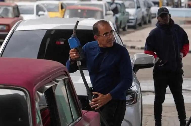 美国能源绞杀太狠！古巴公交停运93%，工厂停工，城市几近瘫痪美国持续升级能源