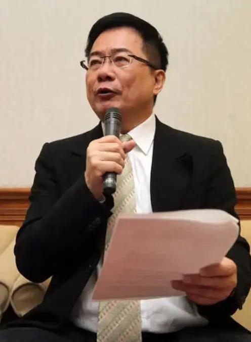 国民党主席辩论战：蔡正元一语点破关键，提名成功就赢一半！国民党主席选举首场辩论