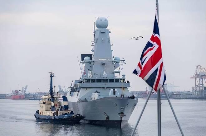 北约名存实亡，英国联9国建海军，要取代美国军事霸权！北约早已走到历史尽头，美
