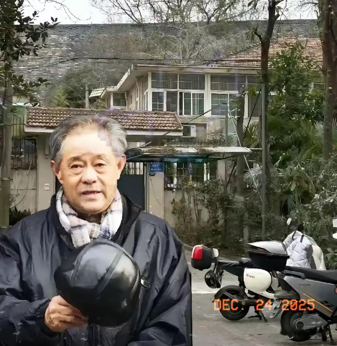 徐湖平的后台有多硬？扒出他爹的履历，才懂啥叫“一手好牌打得稀烂”！老爷子