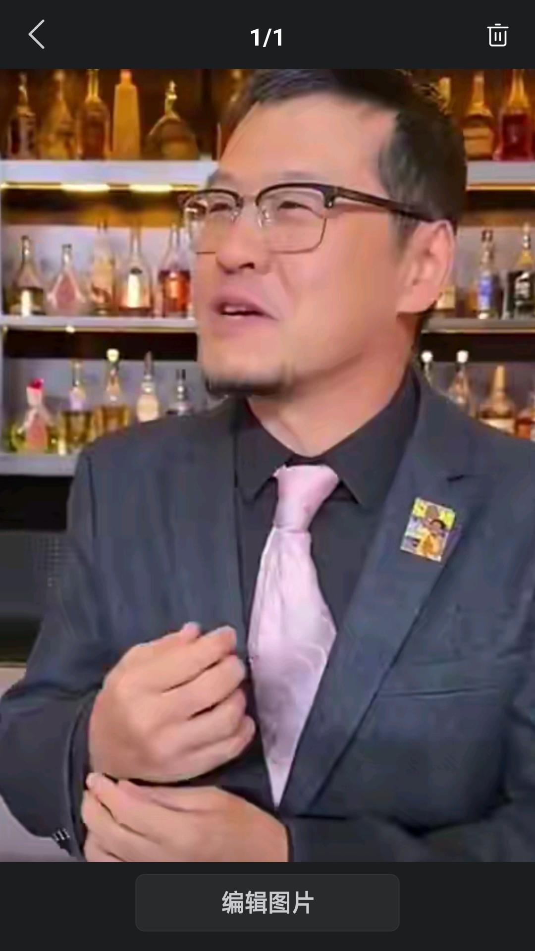 【国内知名篮球评论员杨毅接受媒体采访，他认为中国篮球史上资历最深，执教能力最强的