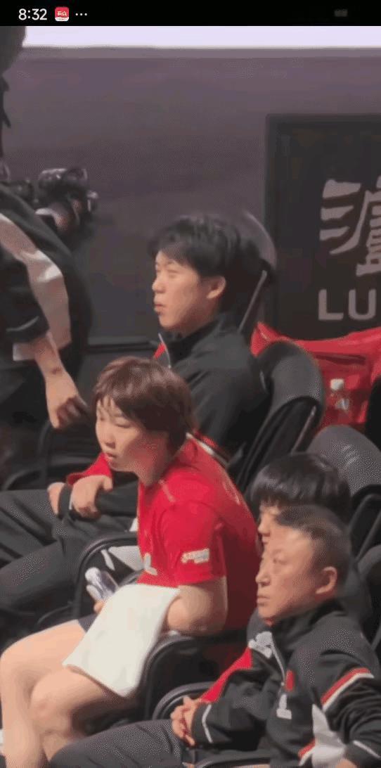 小石头和大丫头“越来越熟悉”了！[大笑]小石头和大丫头之前搭混双时，俩人好像“