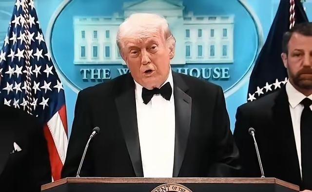 谁也没想到，中东的火药桶会被伊朗亲手点燃中东长期被外界视为世界上最复杂的地缘政治地区之一。这里有能源