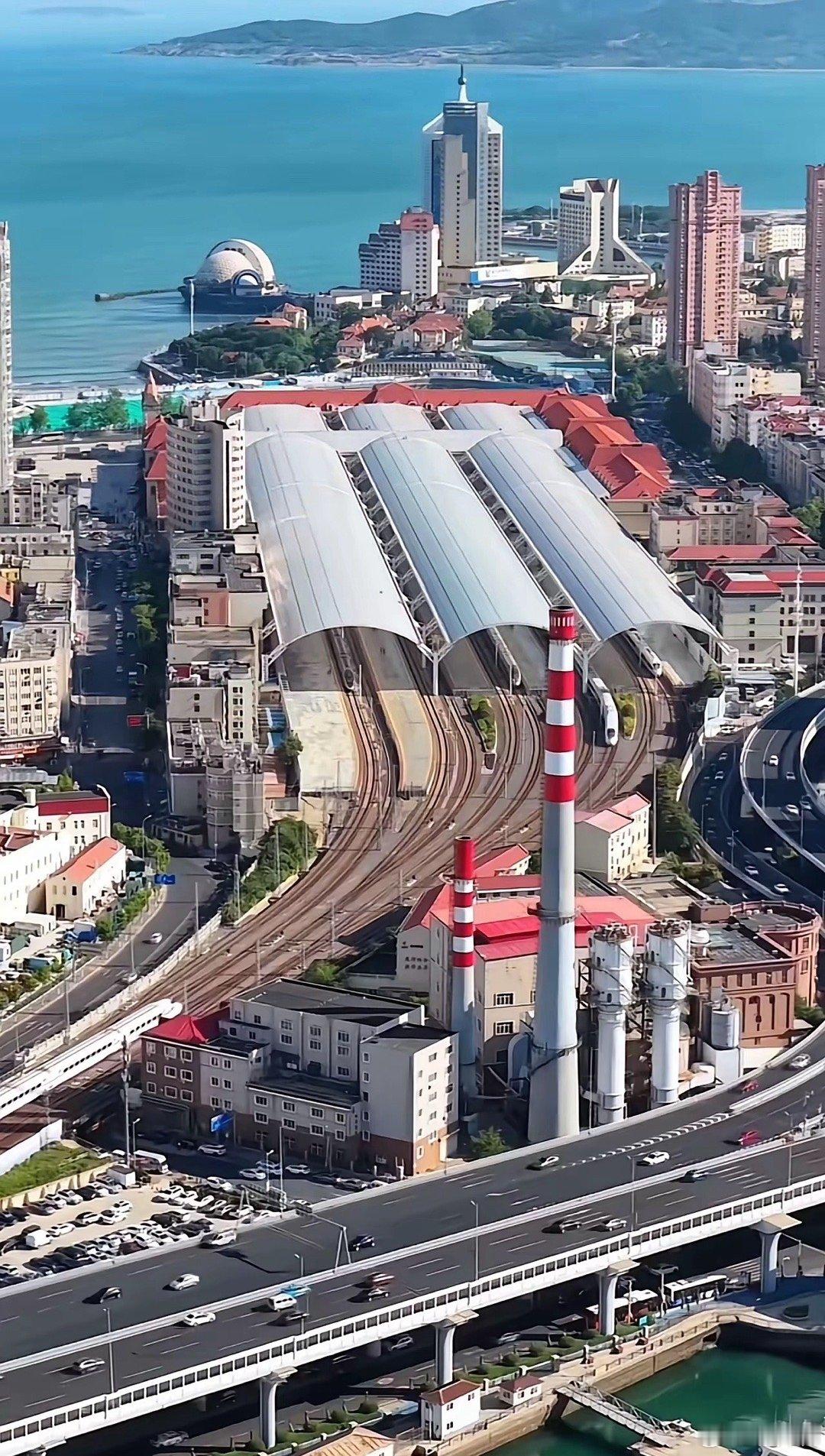 始建于1900年，1901年秋季竣工，由德国人路易斯·锡乐巴和阿尔弗雷德·格德尔