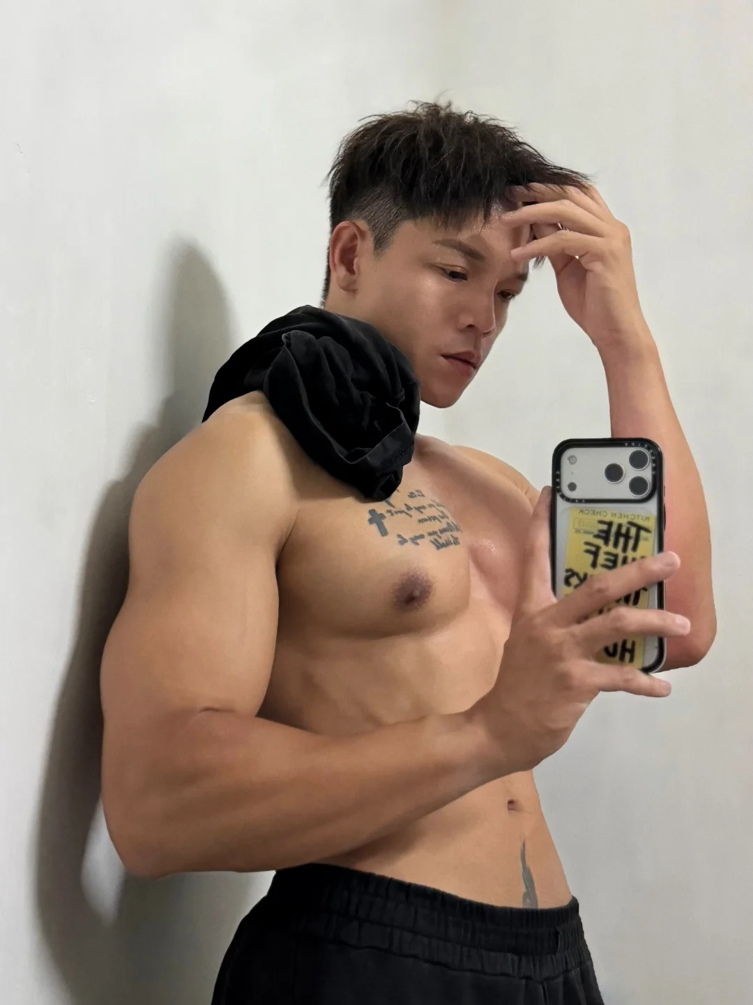 没什么大不了，除了胸肌