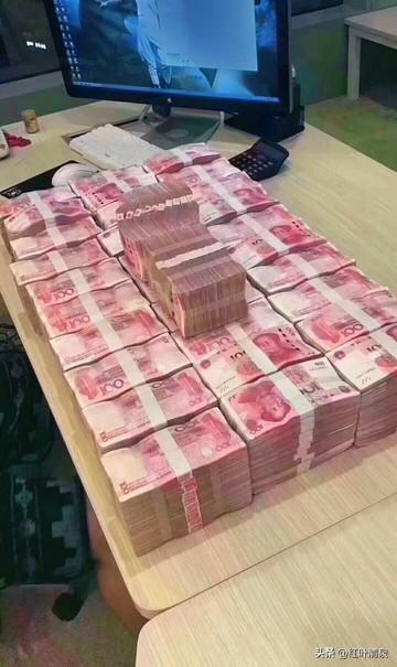你见过为钱财卑微的人吗？很多人都见过，不但见过，而且司空见惯。一、卑微在职场