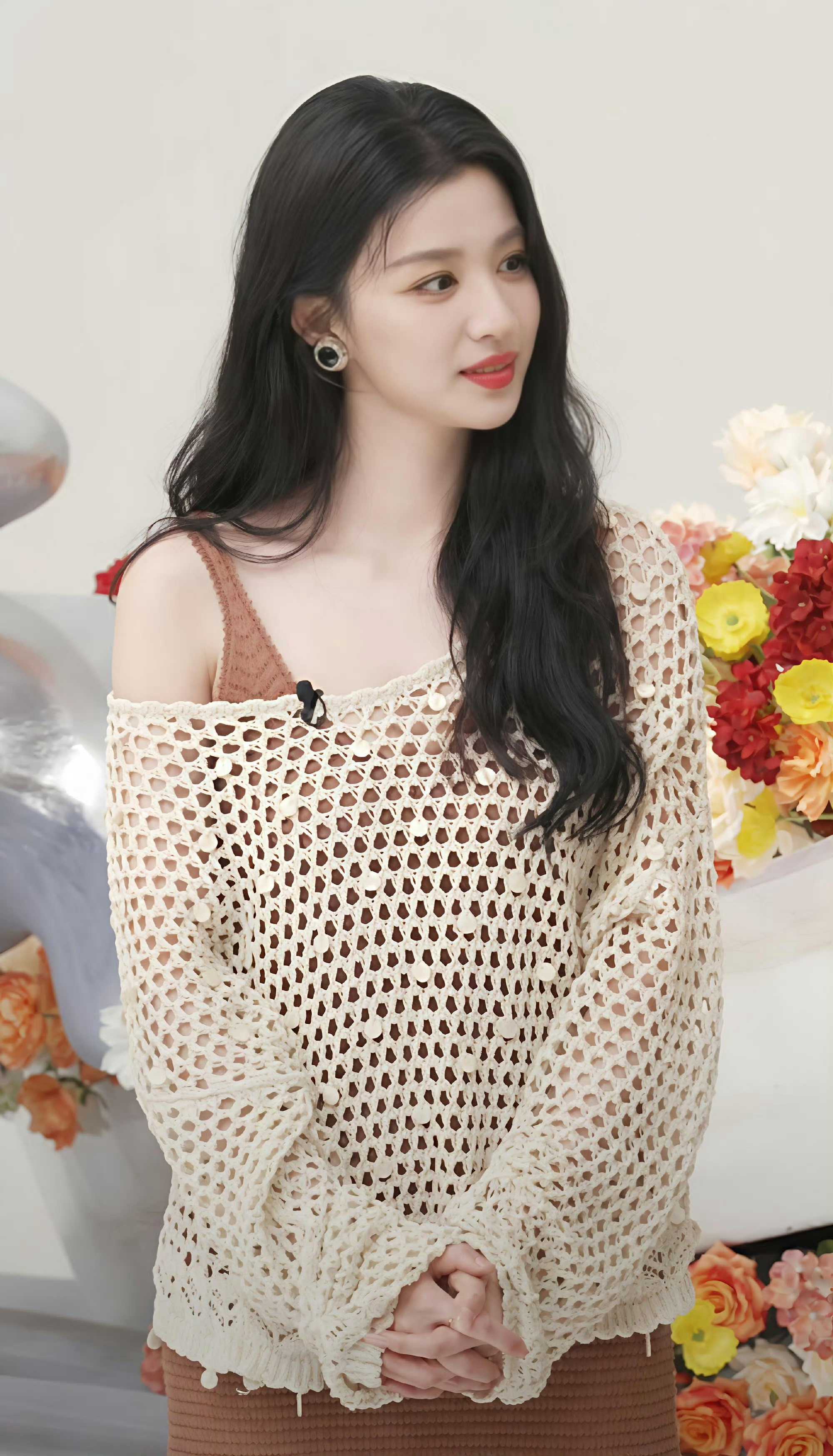 好美啊船船🥰明艳的大美女​​​
