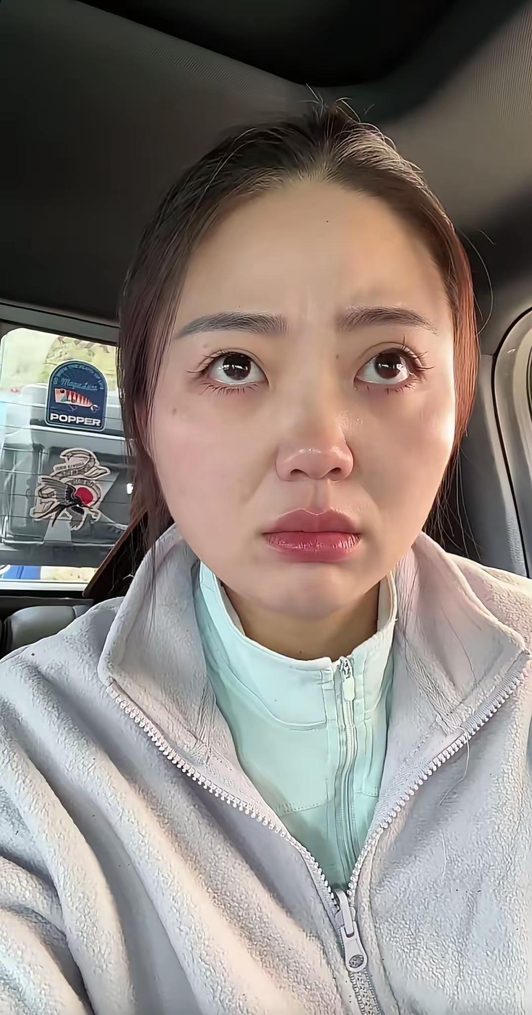 “代驾玲玲”竟然哭了，是不是遇到了难事？9月20日，“代驾玲玲”在抖音社交媒体