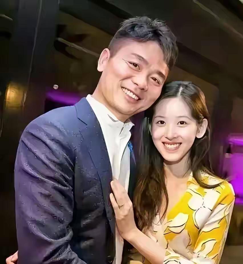 看了最近的新闻有个事，我一直不敢说。章泽天这个女人，可能真的被严重低估了。