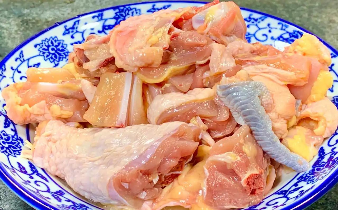 肿瘤患者别再乱忌口！发物大多能吃，真正要避的是这4类张阿姨化疗后吃了口鲫