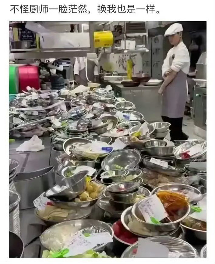 厨师蒙了，全是预制菜，不会烧了！