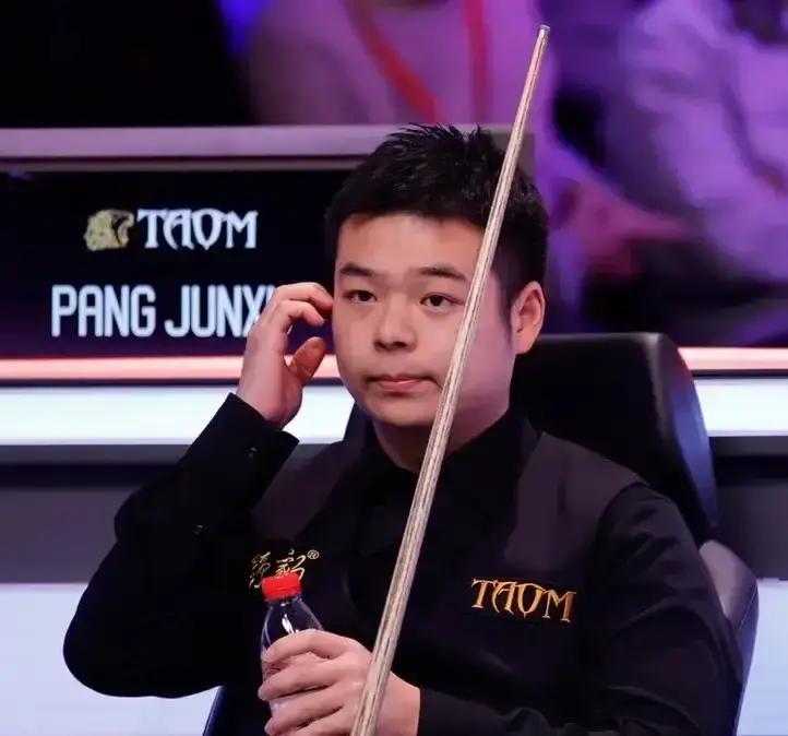 斯诺克变“竞速赛”？中国选手击球比老外快1秒，4人晋级的秘密藏在12.3秒里！