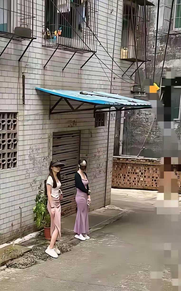 干嘛不去做保安，至少可以坐着！