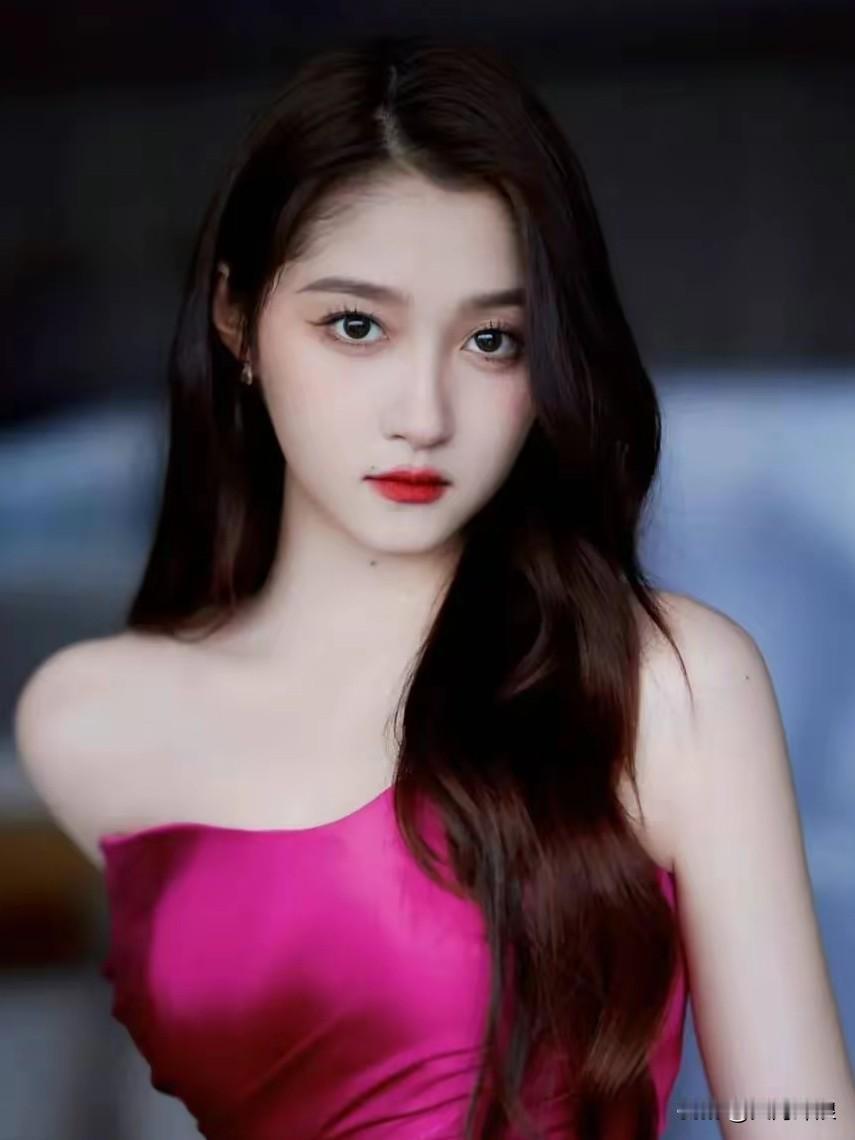 文艺评论家如此评价演员关晓彤！这位评论家说看关晓彤的表演是一种享受关晓彤