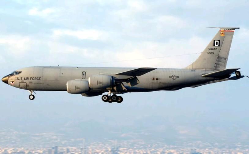 美两架军机空中相撞美军中央司令部：在伊拉克空中撞机事件中损失一架KC-135加