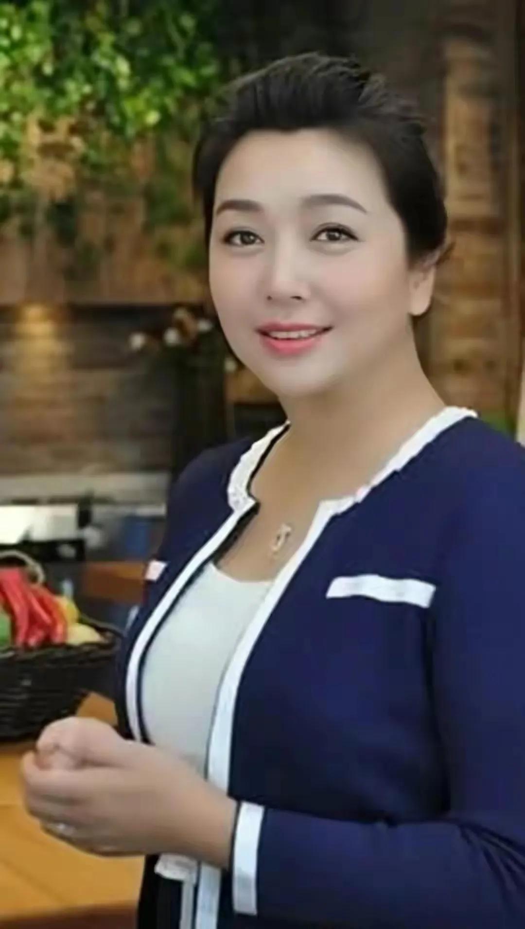 如萍一样含蓄的美女茹萍：江南温婉，书卷清雅陶慧敏：柔婉悲情，小家碧玉咏梅